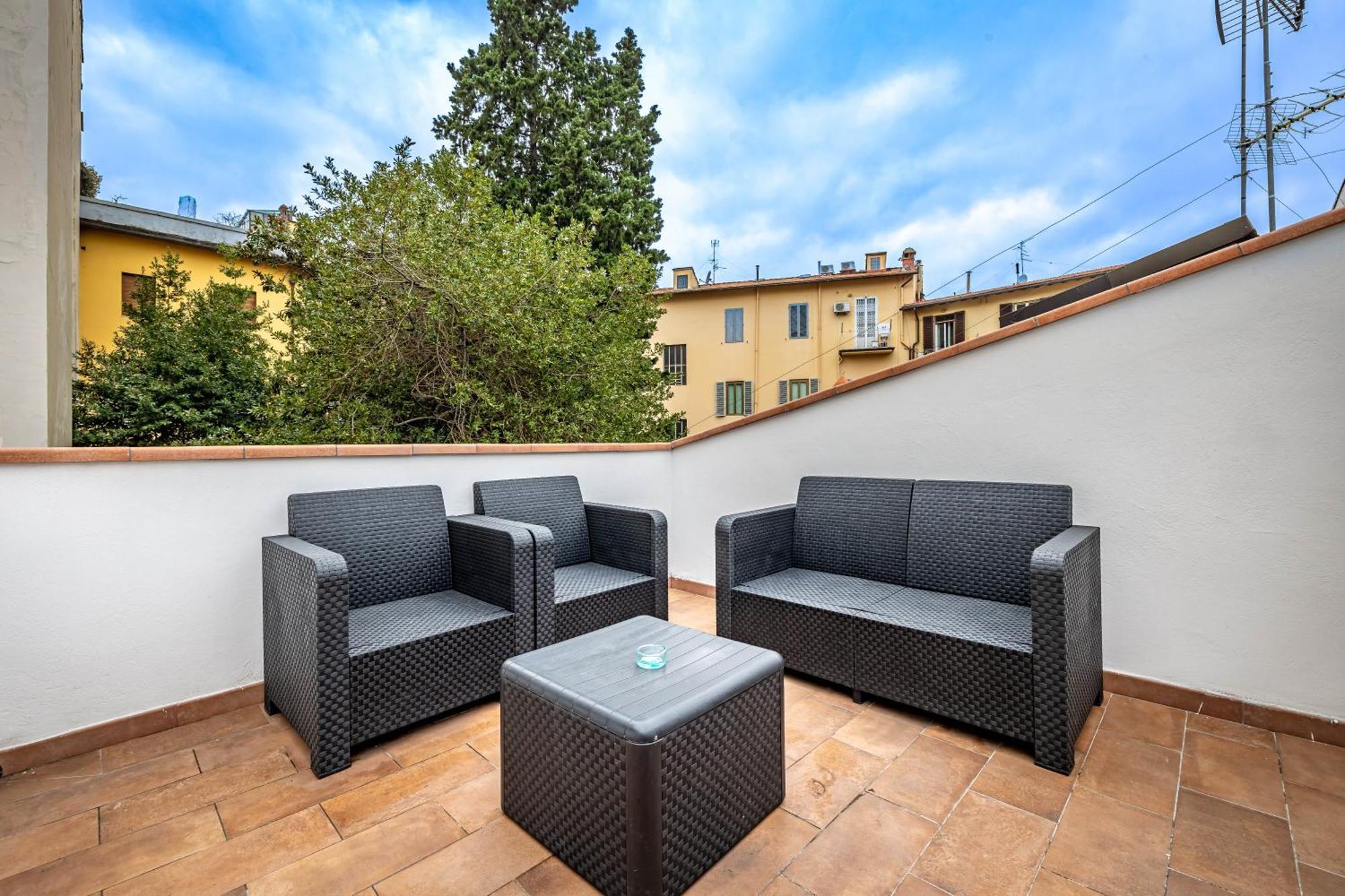 Ferienwohnung Yid Donatello Con Terrazzo Florenz Exterior foto